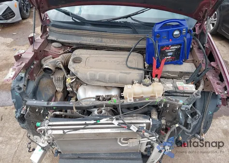 2019 Jeep Cherokee Latitude Plus Fwd from USA, damaged, VIN 1C4PJLLB5KD301241